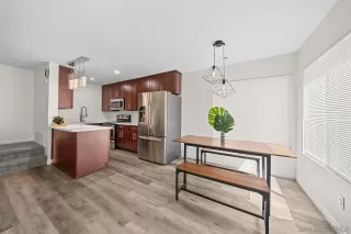 Photo #3: 230018602 Listing