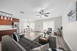 Photo #4: 230018602 Listing