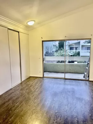 Photo #3: 230018655 Listing