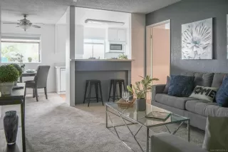 Photo #3: 230018672 Listing 