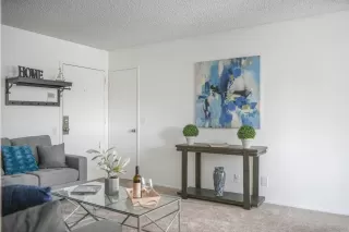 Photo #4: 230018672 Listing 