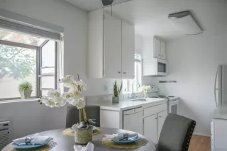 Photo #6: 230018672 Listing 