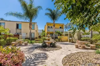 Photo #2: 230018681 Listing