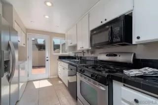 Photo #6: 230018683 Listing 