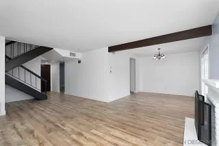 Photo #4: 230018686 Listing