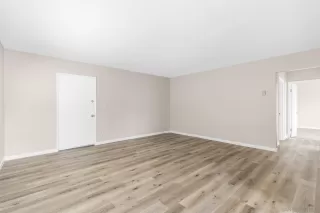 Photo #3: 230018708 Listing