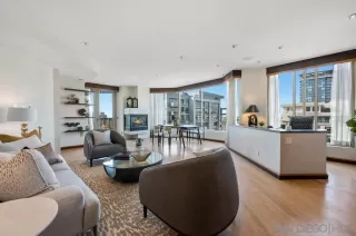 Photo #5: 230018711 Listing