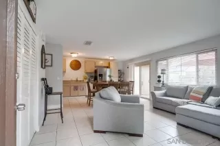 Photo #4: 230018718 Listing