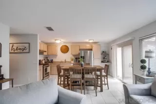 Photo #6: 230018718 Listing