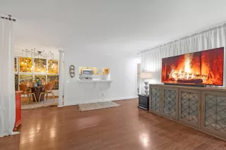 Photo #3: 230018731 Listing