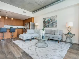 Photo #4: 230018739 Listing