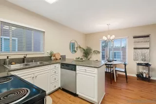 Photo #1: 230018756 Listing