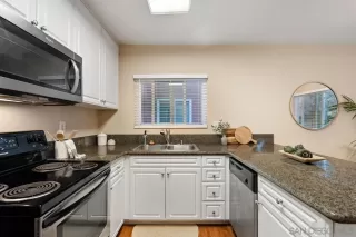 Photo #5: 230018756 Listing