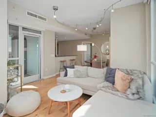 Photo #4: 230018854 Listing