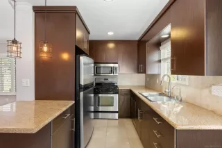 Photo #6: 230018855 Listing 