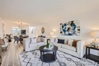 Photo #4: 230018912 Listing 