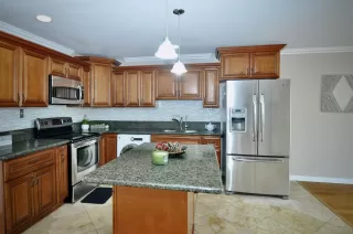 Photo #1: 230019012 Listing 