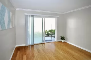 Photo #6: 230019012 Listing 