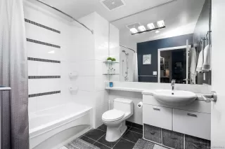 Photo #6: 230019030 Listing