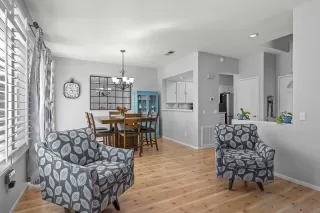 Photo #6: 230019039 Listing