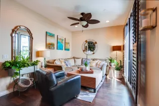 Photo #3: 230019067 Listing