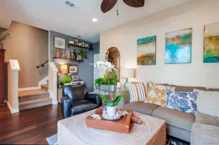 Photo #4: 230019067 Listing