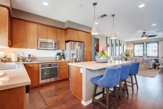 Photo #6: 230019067 Listing