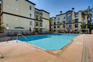 Photo #4: 230019106 Listing