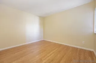 Photo #4: 230019139 Listing