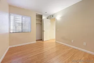 Photo #5: 230019139 Listing