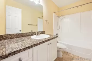 Photo #6: 230019139 Listing