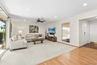 Photo #5: 230019190 Listing