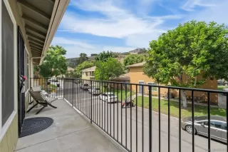 Photo #4: 230019196 Listing