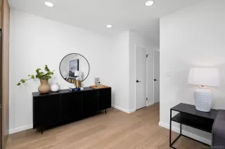 Photo #6: 230019196 Listing