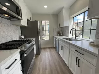 Photo #3: 230019252 Listing