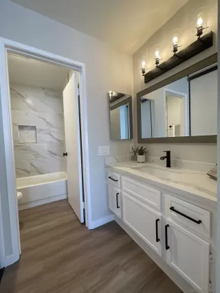 Photo #5: 230019252 Listing