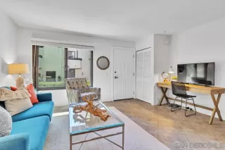 Photo #5: 230019303 Listing