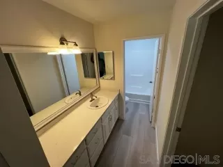 Photo #4: 230019345 Listing 