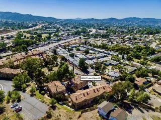 Photo #2: 230019346 Listing