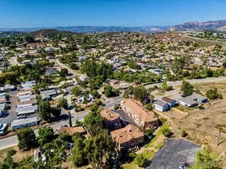 Photo #4: 230019346 Listing