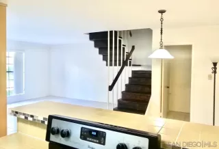 Photo #2: 230019382 Listing