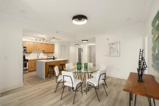 Photo #6: 230019396 Listing