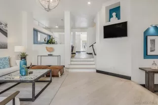 Photo #2: 230019415 Listing