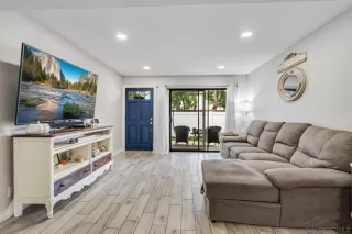 Photo #4: 230019462 Listing 
