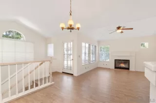 Photo #4: 230019477 Listing