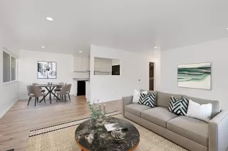 Photo #2: 230019522 Listing