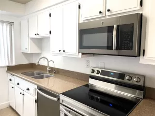 Photo #2: 230019552 Listing