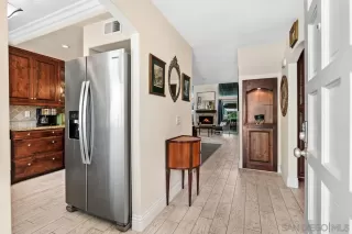 Photo #5: 230019561 Listing 