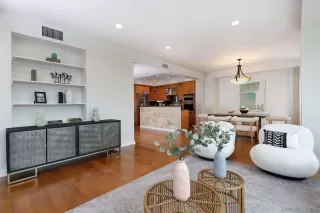 Photo #4: 230019571 Listing 