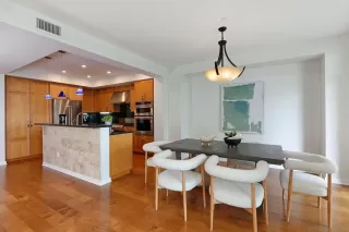 Photo #6: 230019571 Listing 